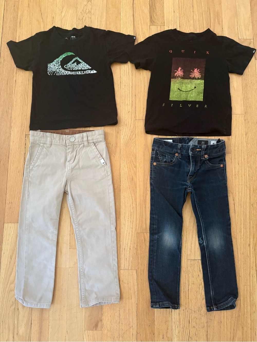 Little Boys Size 4 back to school Skate lot of two outfits. Quiksilver & Volcom